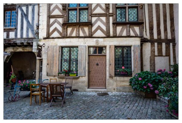 Noyers