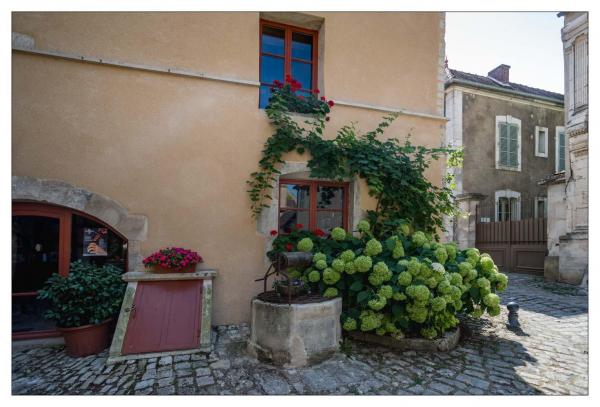 Noyers