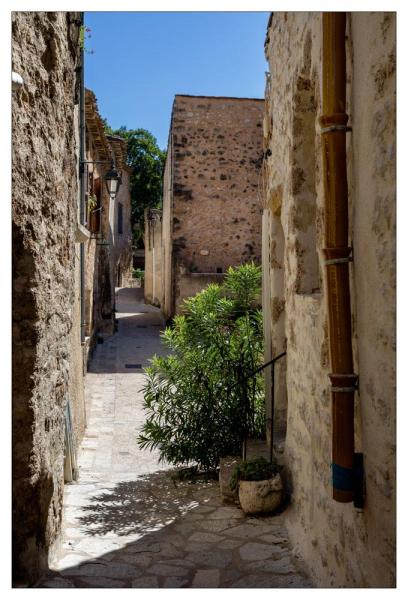 St Guilhem le Désert