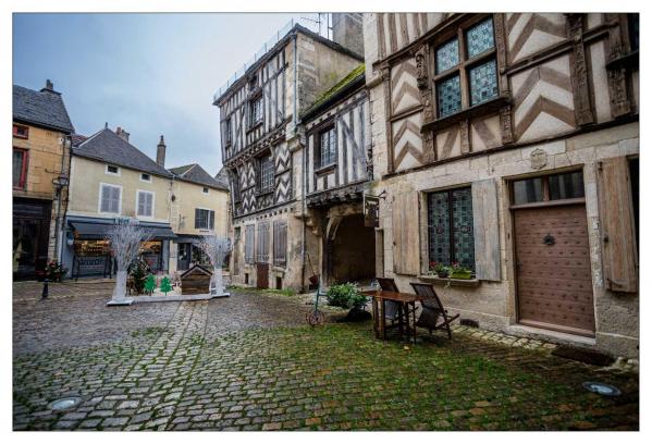 Noyers