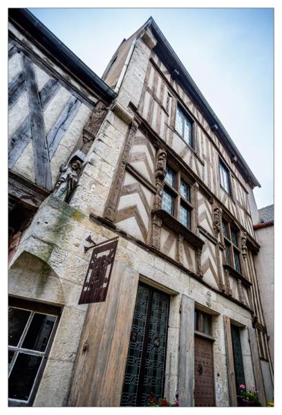 Noyers