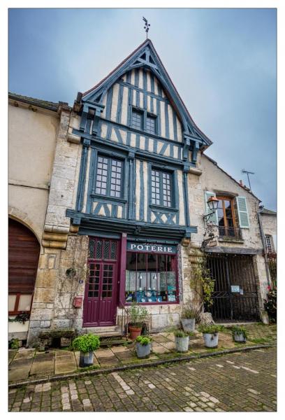 Noyers