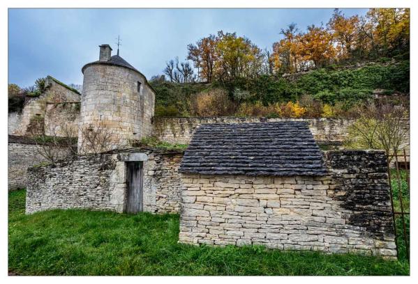 Noyers