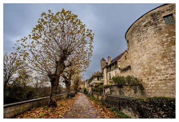 Noyers